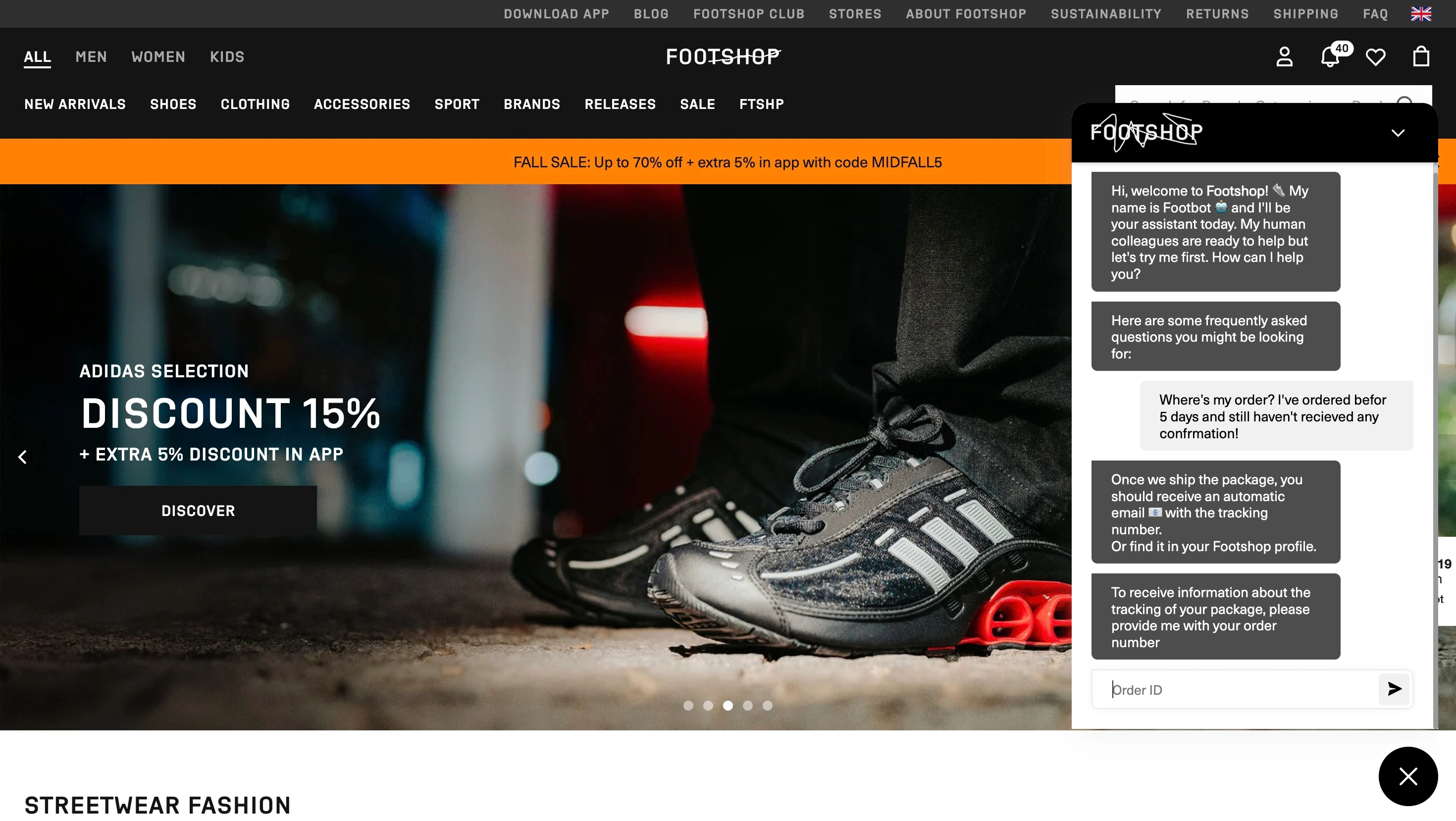 AMIO e-commerce chatbot answering a WISMO question with real order status and tracking details on Footshop